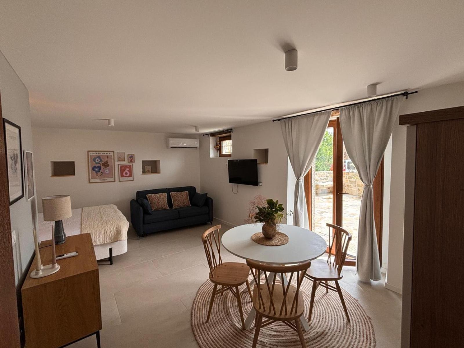 Apartments Грожнян Экстерьер фото